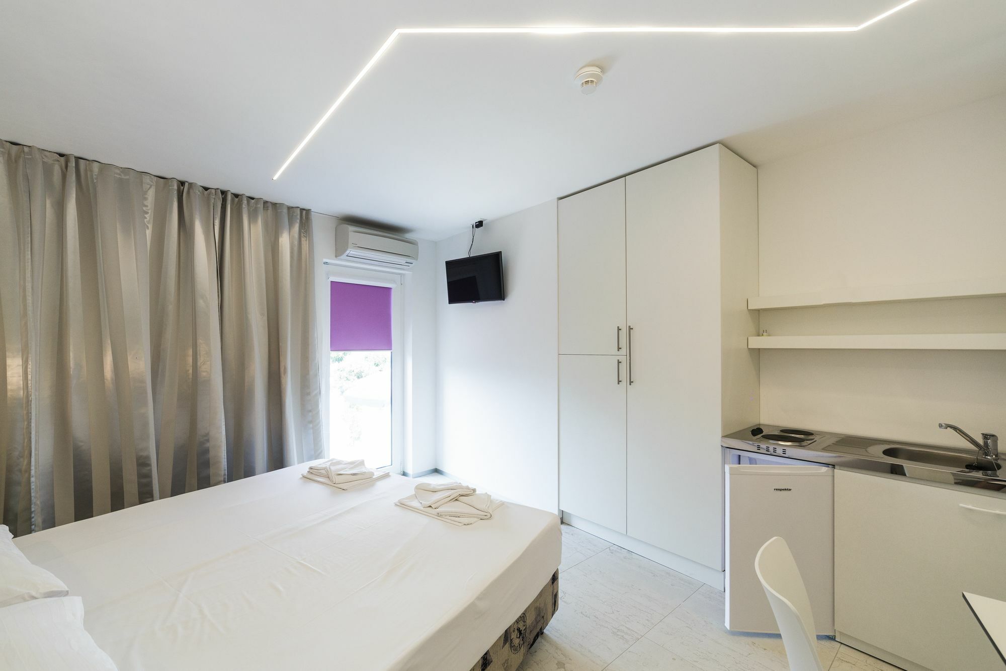 Hotel Pansion Sretno Pasko Sunce Novalja Kültér fotó
